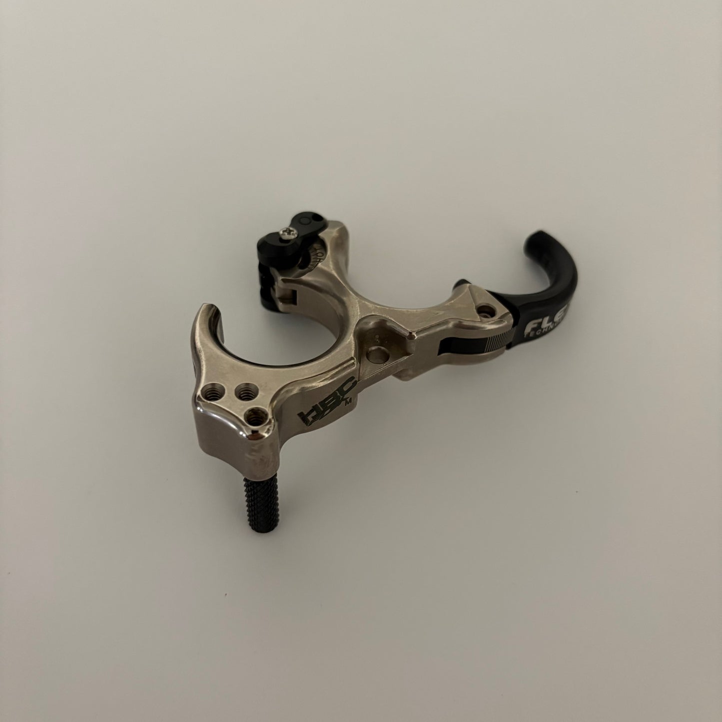 TRU Ball HBC Flex Hinge Release Quicksilver Brass Medium - Used (#OB127)