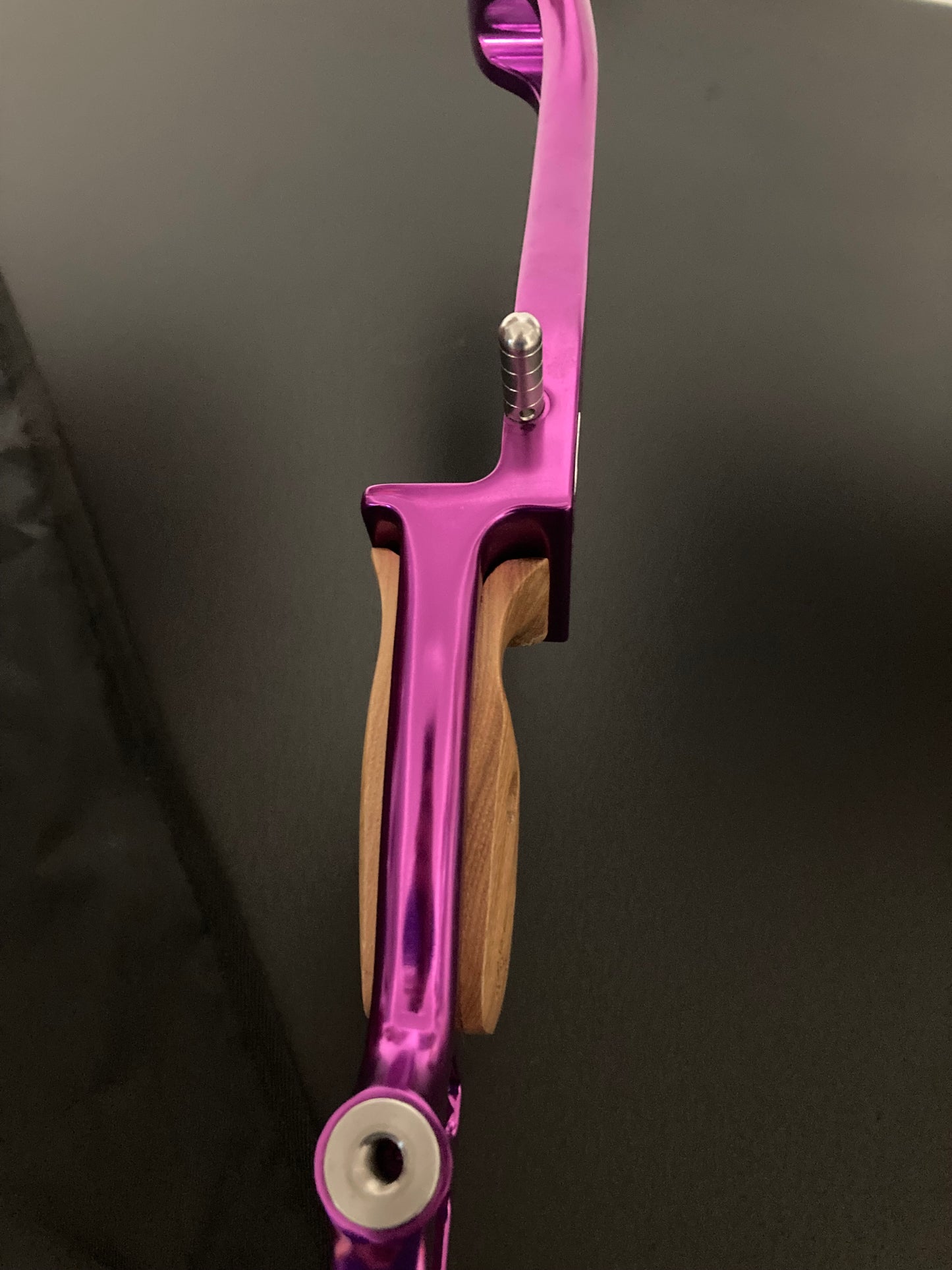 Dynamic Sign Archery Storm Riser ILF LH Purple - Show Model