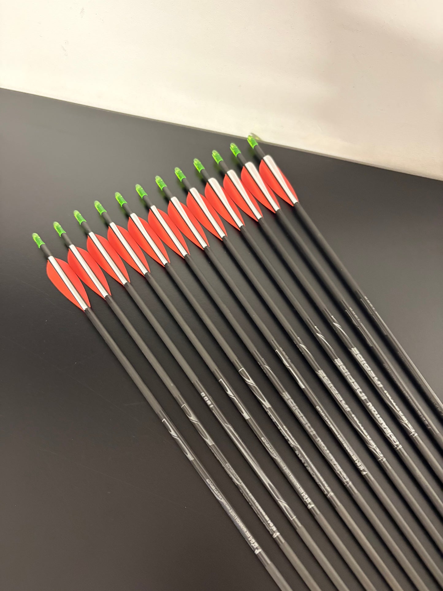 Easton Inspire Carbon Arrows Spine 1800 / 12 pcs / 28.5 inch - NEW