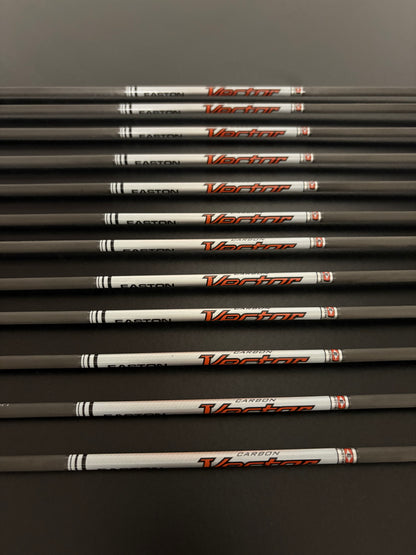 Easton Vector Carbon Arrows Spine 2000 / 12 pcs / 26.5 inch - NEW