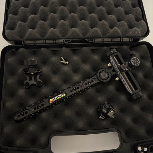 Axcel AX3000 Compound Sight RH Black 9'' - Used (#OR9)