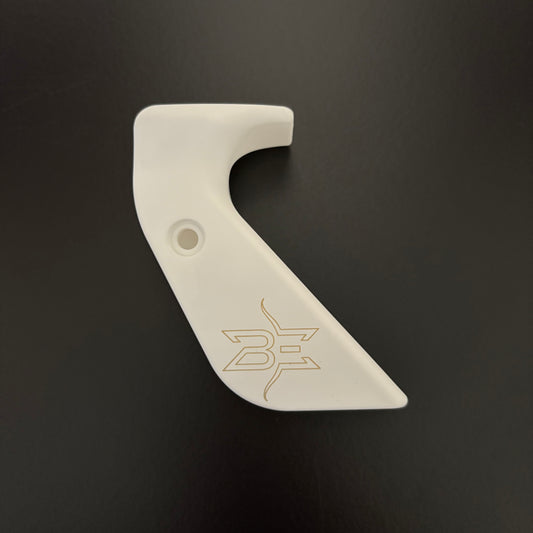 Hoyt High Performance White 'Brady Ellison'Recurve Grip RH - NEW (#G45)