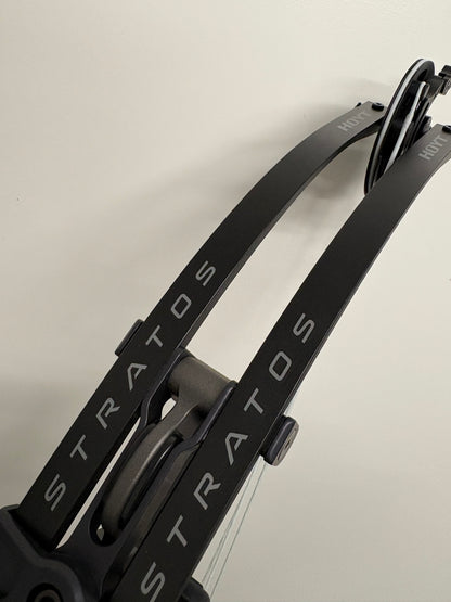 Hoyt Stratos 40 Compound Bow LH Slate HBT #1 50-60 lbs - Show Model