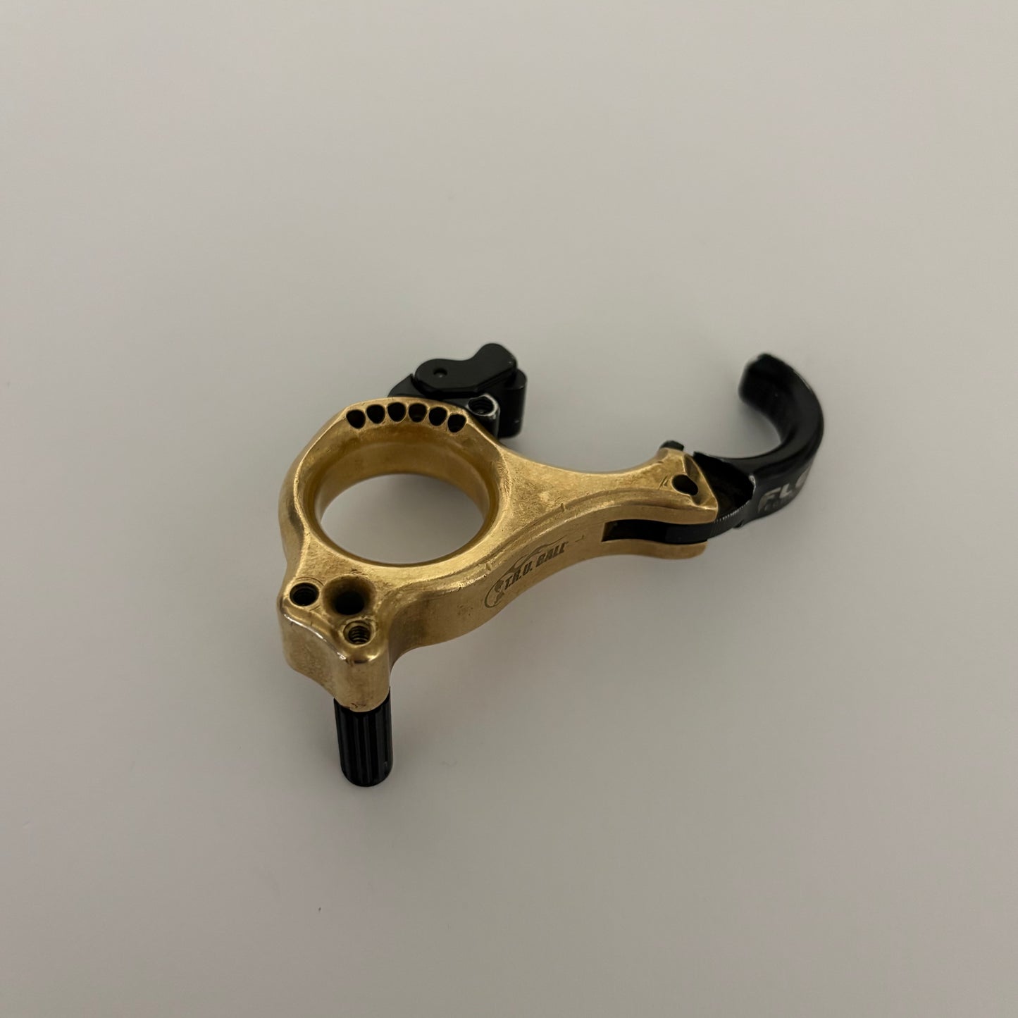 TRU Ball Fulkrum Flex Hinge Release Brass Size L - Used (#399)