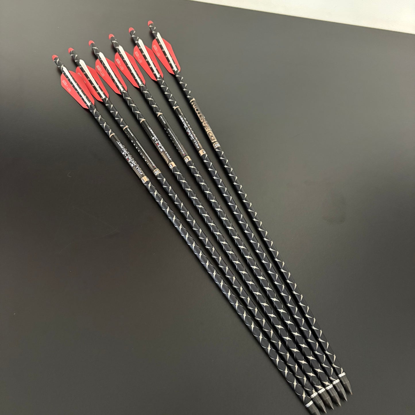Easton Crossbow Bolt Full Metal Jacket 6 pcs - Show Model