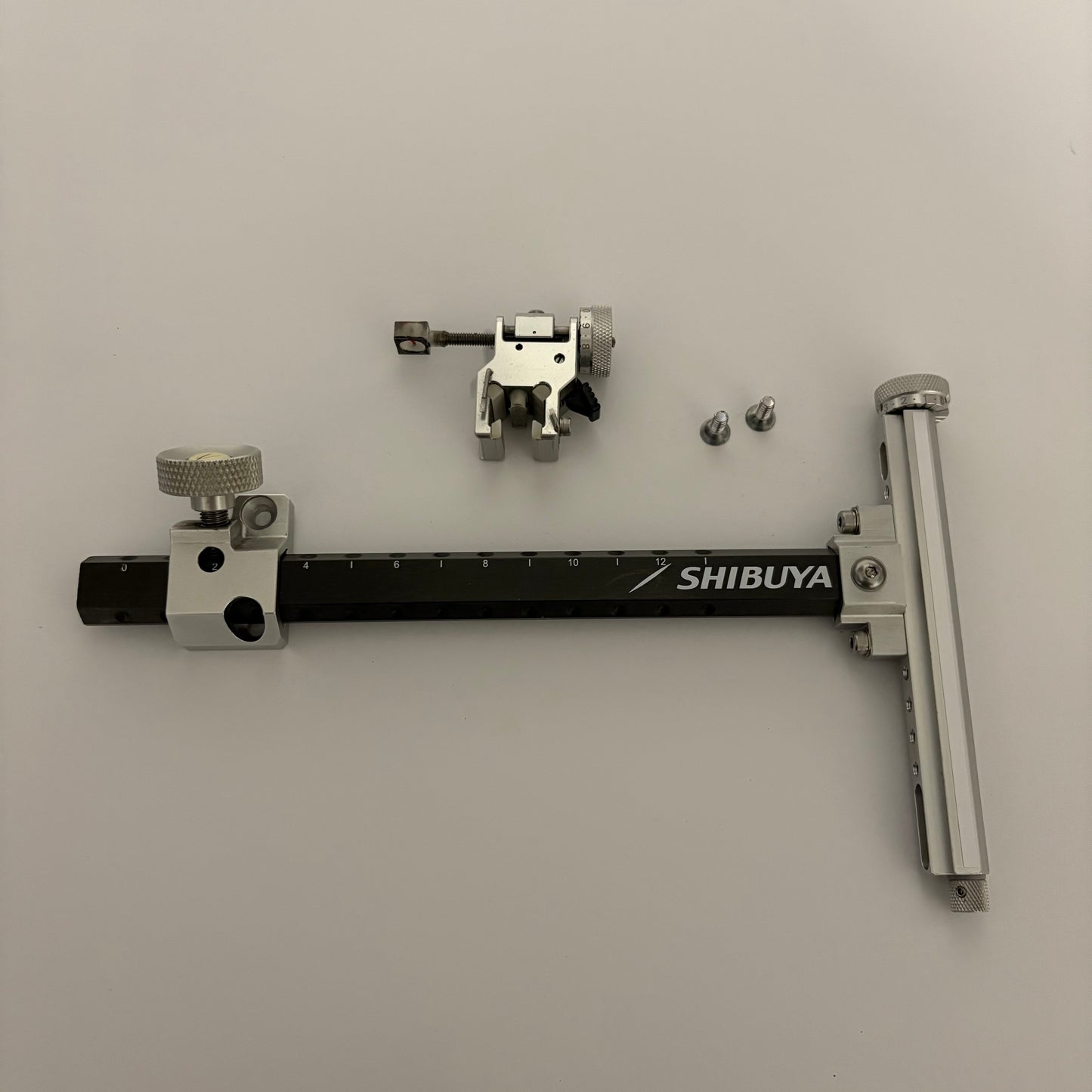 Shibuya Ultima Recurve Sight RH Silver - Used