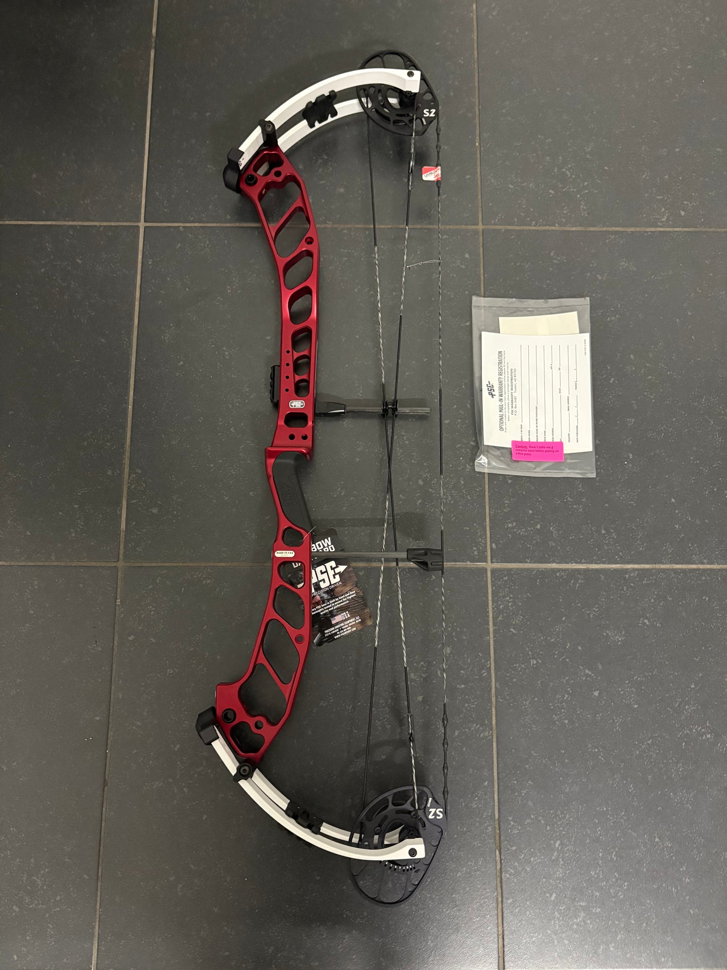 PSE Shootdown Pro S2 Compound Bow RH Black Cherry 50-60 lbs - NEW