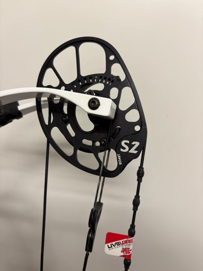 PSE Shootdown Pro S2 Compound Bow RH Black Cherry 50-60 lbs - NEW