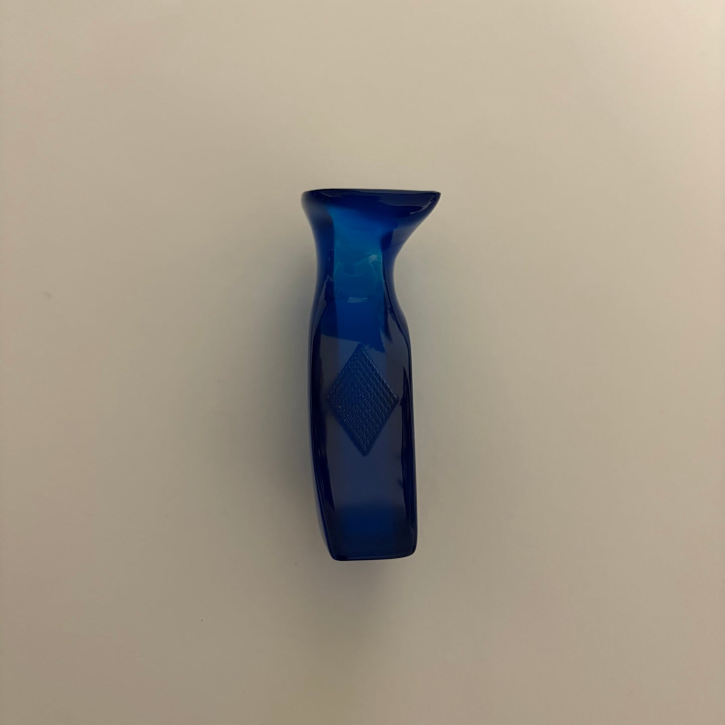 R Core 'I AM' Hoyt Recurve Grip RH GMX1 Transparant Blue - Used (#OR37)