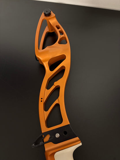 Hoyt Riser Formula Faktor RH Orange 25'' - Used