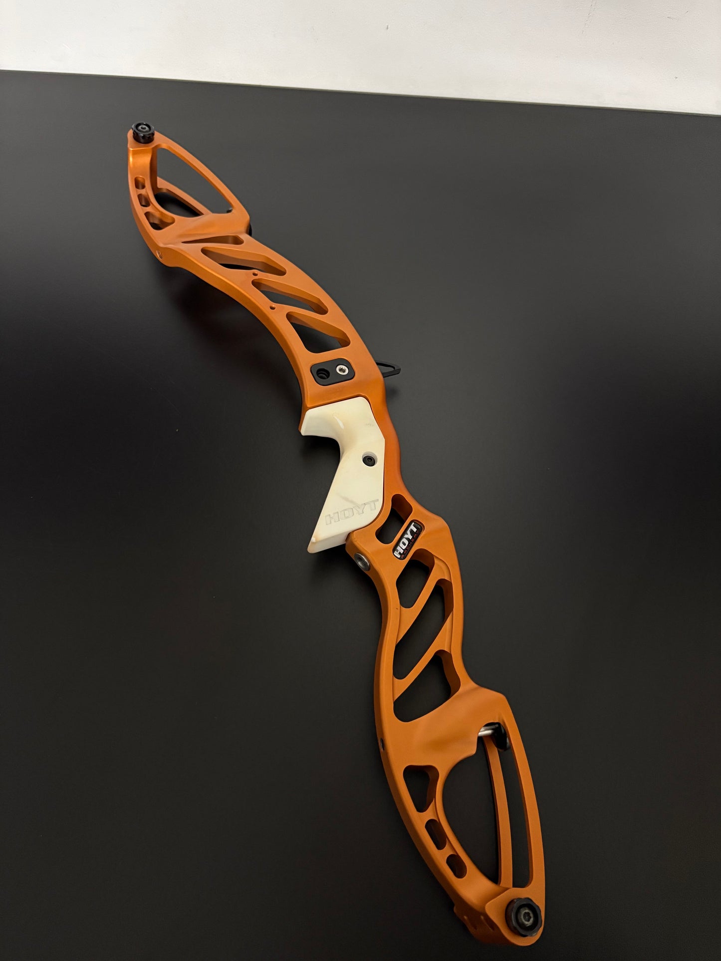 Hoyt Riser Formula Faktor RH Orange 25'' - Used