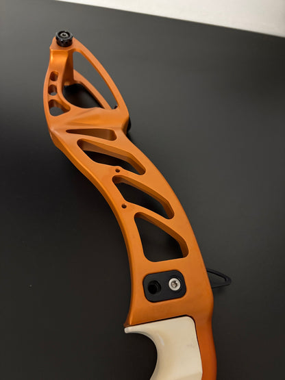 Hoyt Riser Formula Faktor RH Orange 25'' - Used