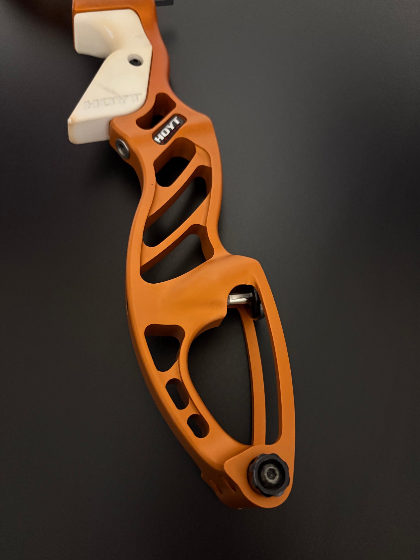 Hoyt Riser Formula Faktor RH Orange 25'' - Used