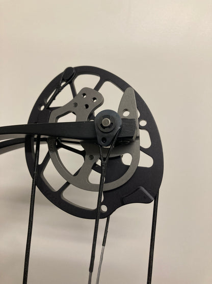 Hoyt Altus 38 Compound Bow LH Red DCX #3 Red 50-60 lbs - NEW