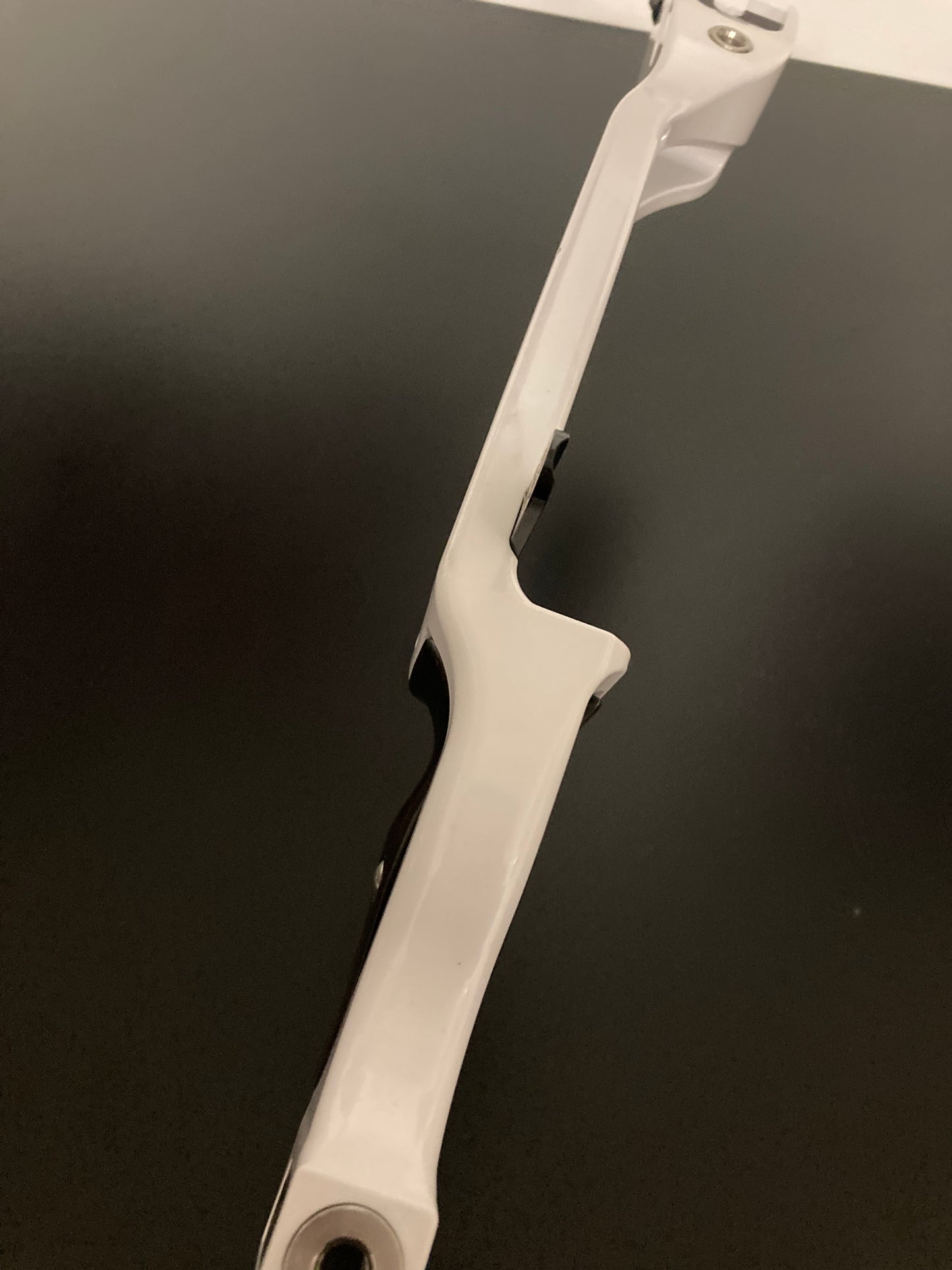MK Korea Riser Z ILF RH White 25'' - Used