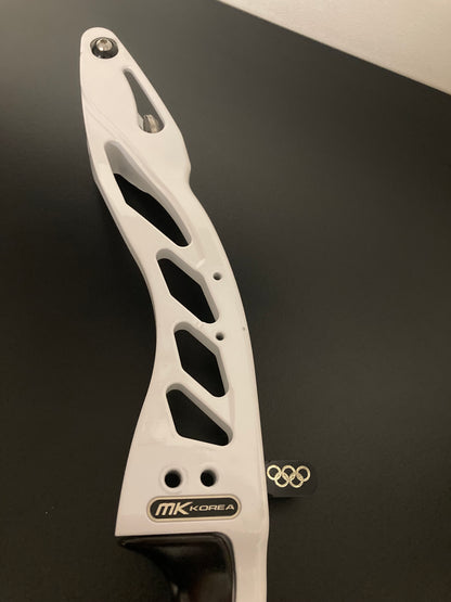 MK Korea Riser Z ILF RH White 25'' - Used