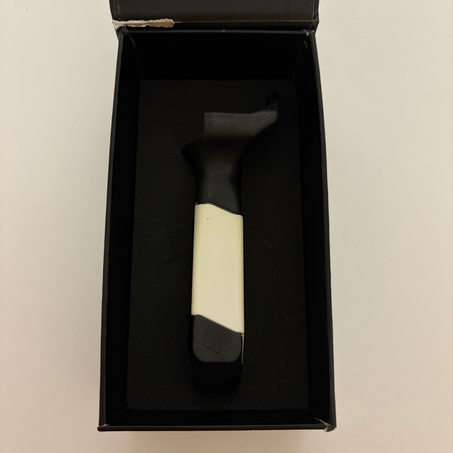 Ultraview Mathews Grip BeeReal 2.0 LH White - Used