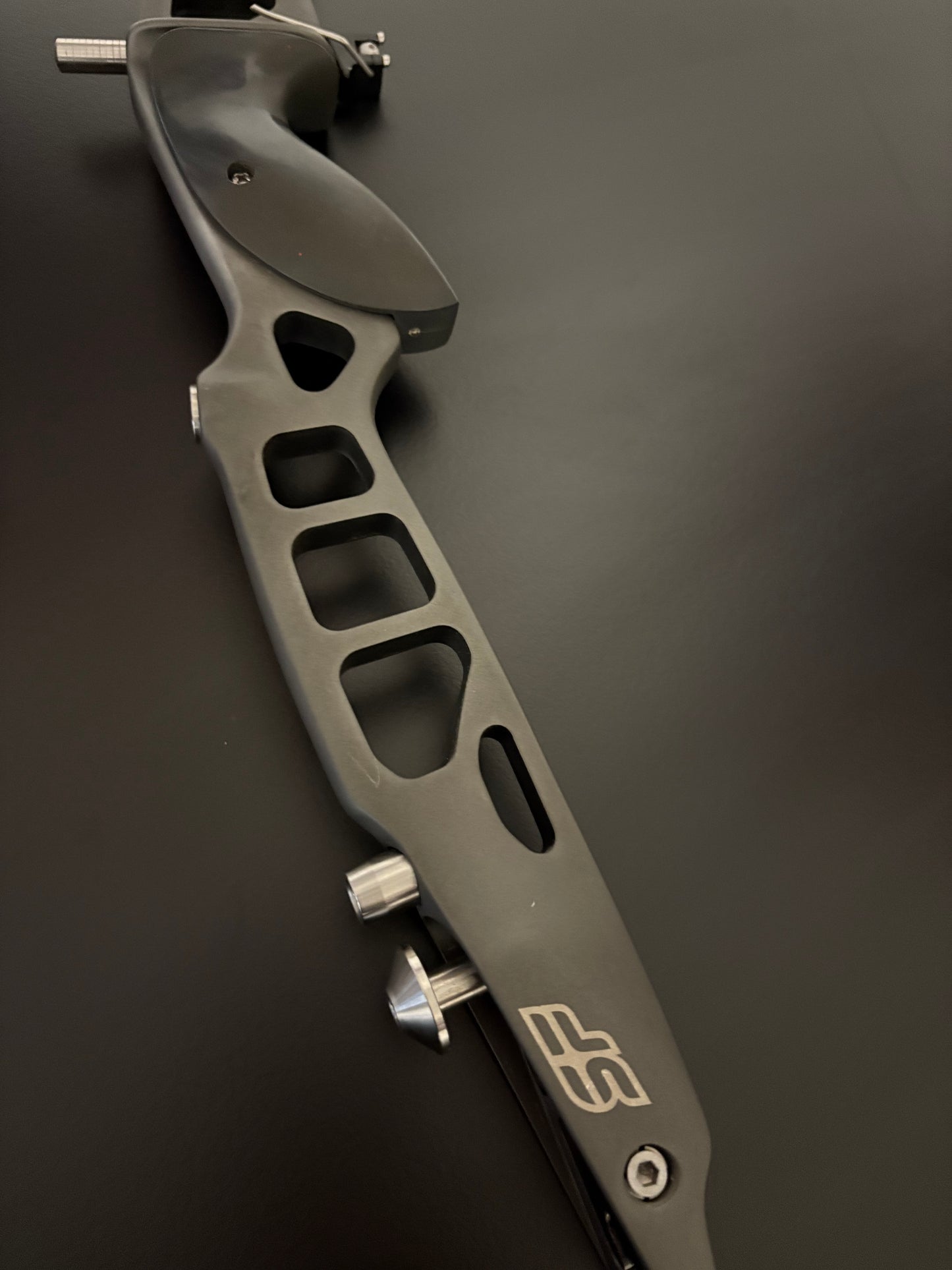 SF Riser Forged+ RH Grey 25'' - Used