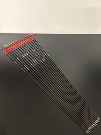 Skylon Preminens ID3.2 Carbon Arrow Set 16 pcs / Spine 400 / 30.75 inch Incl. Tungsten Points - Used