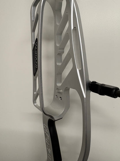 Hoyt Invicta 40 Compound Bow RH Silver DCX #2 40-50 lbs - Used