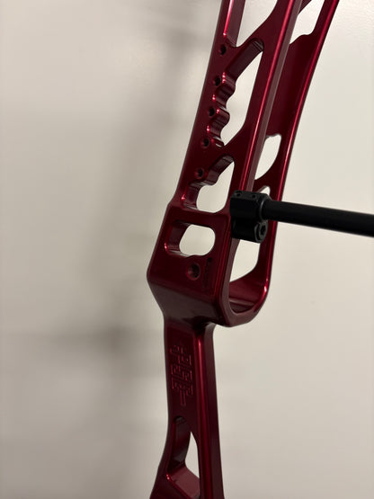 PSE Perform X Compound Bow LH Red 50-60 lbs - Used