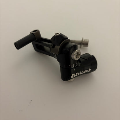 Axcel TriLock Single QD V-bar - Show Model (#576)