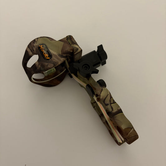 Apex Gear Accu Strike Pro 5-pin Sight RH Camo - NEW (#381)