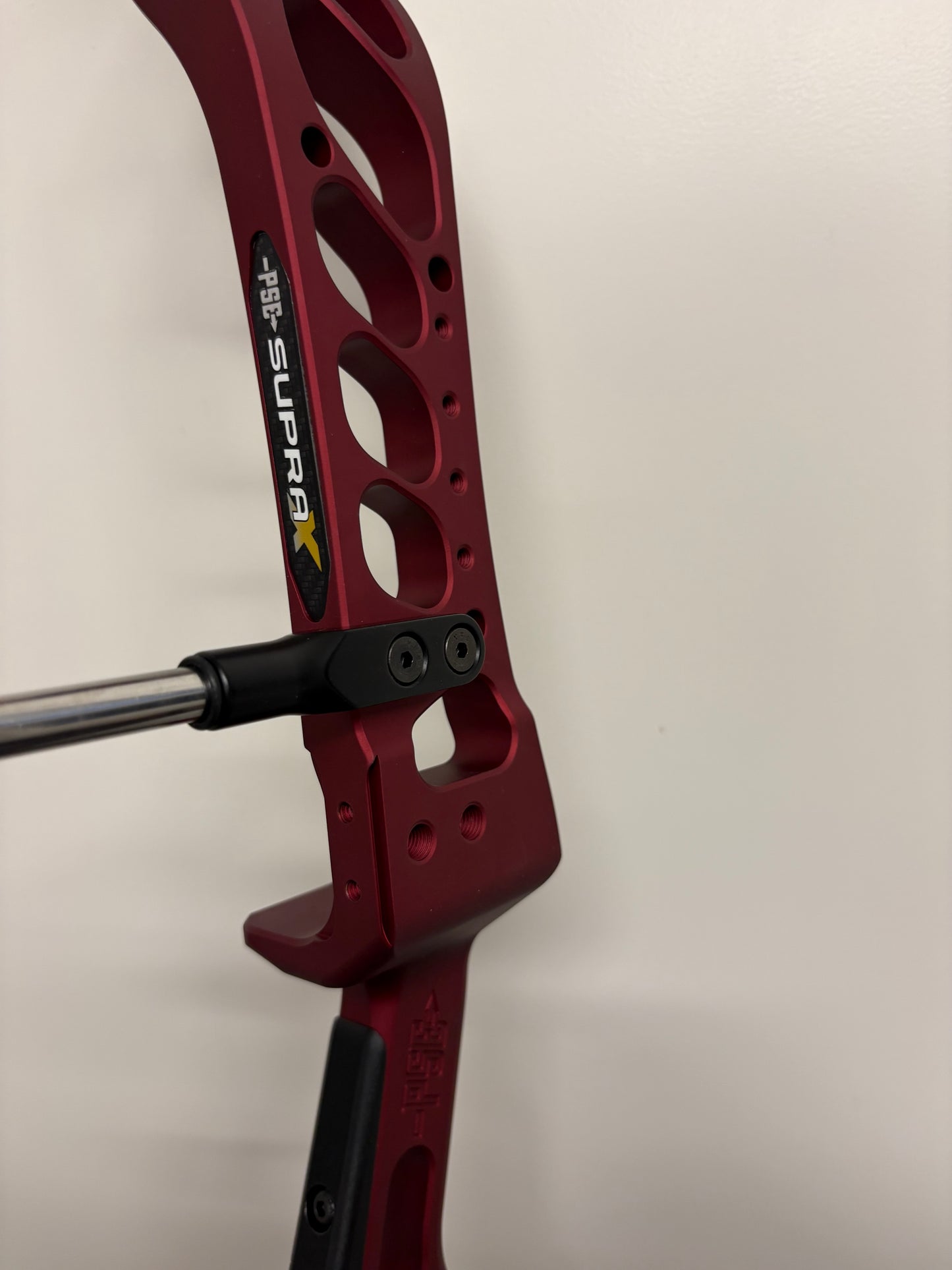 PSE Supra X 37 SE2 Compound Bow RH Black Cherry 50-60 lbs - NEW