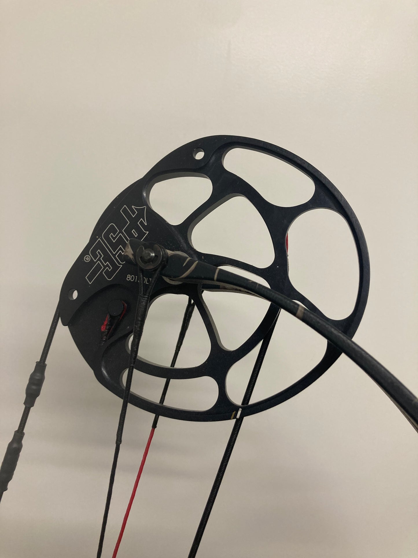PSE X-Force Vendetta Compound Bow LH Black Antler 50-60 lbs - Used