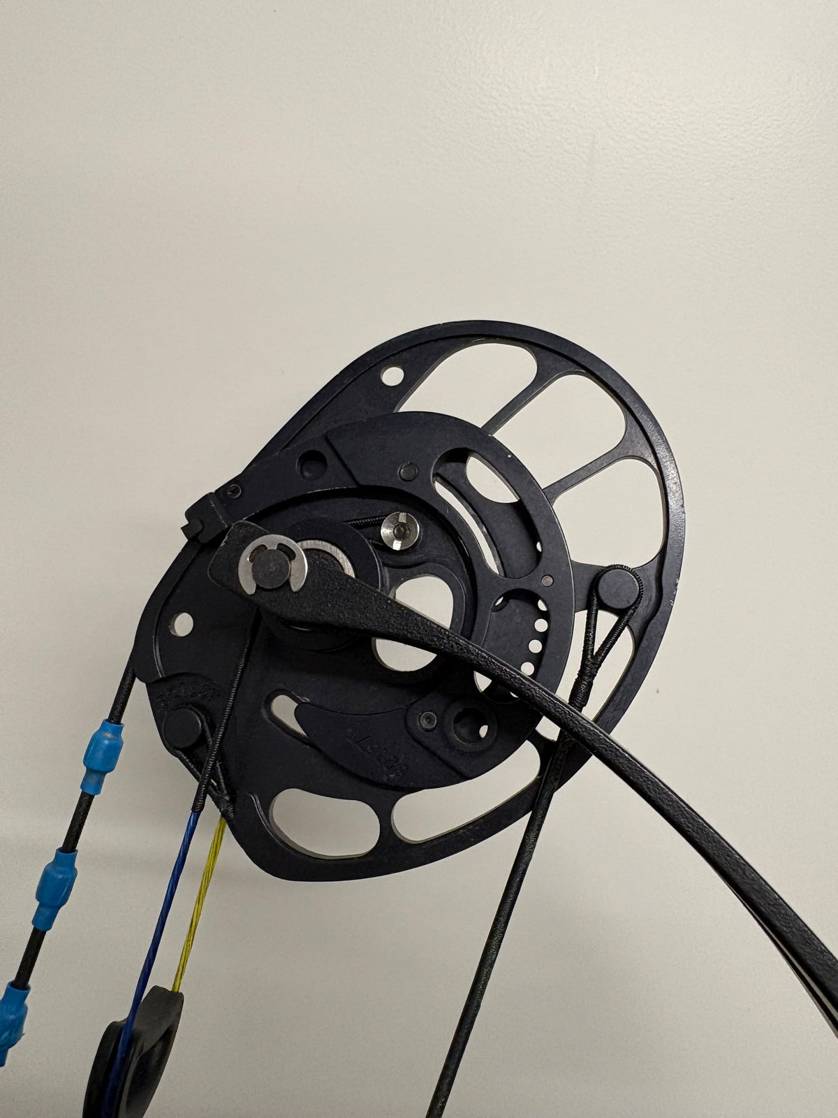 PSE Lazer 2021 Compound Bow RH Blue 30-40 lbs - Used