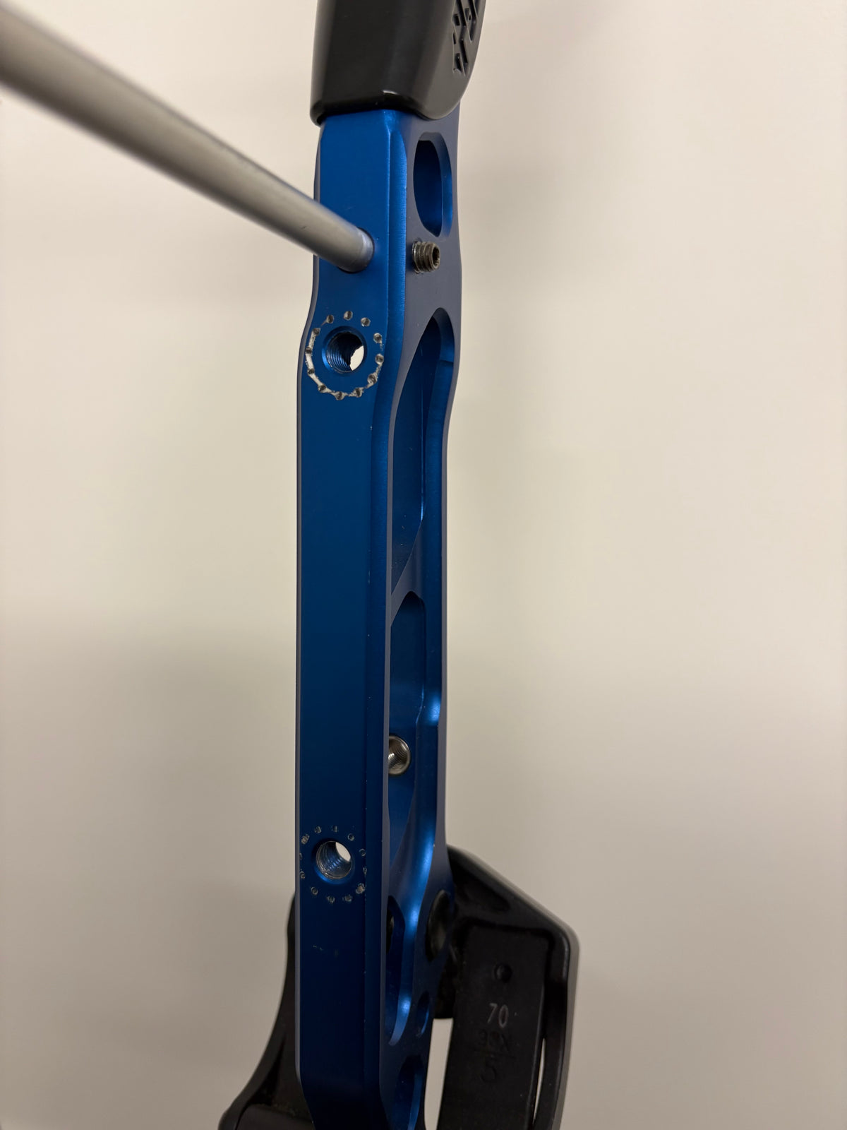 PSE Lazer 2021 Compound Bow RH Blue 30-40 lbs - Used