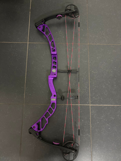 Elite Victory 37 Compound Bow RH Purple 50-60 lbs - Used