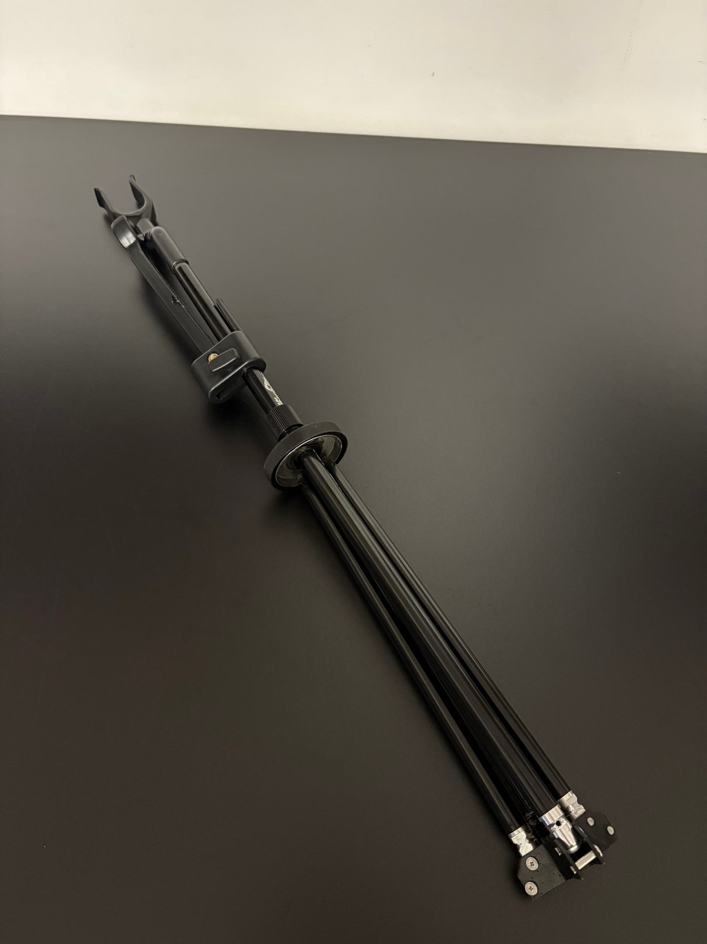 Avalon Classic Hybrid Recurve Bow Stand - Used