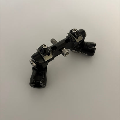 Axcel TriLock Double QD V-bar - Used (#OR116)