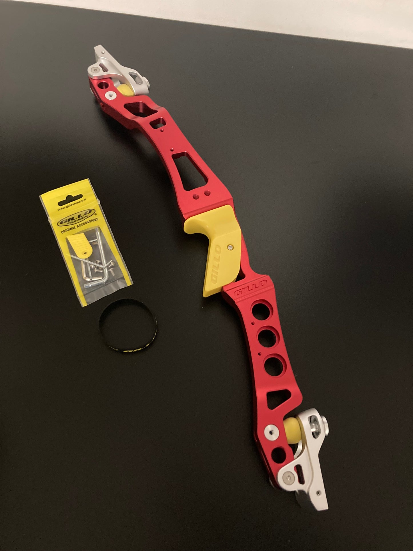 Gillo Riser GX25 ILF RH Red 25'' B-Grade - Show Model – Archery Outlet