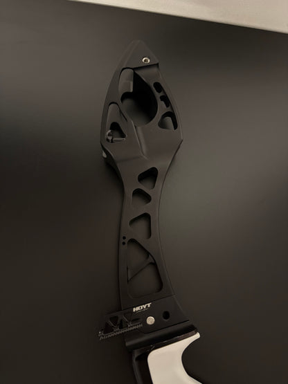 Hoyt Riser Formula XI RH Black 25'' - Used