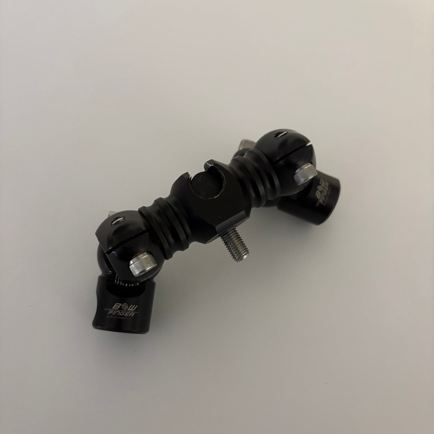 Bowfinger Ultimate Fully Adjustable QD V-bar - Used (#OB138)