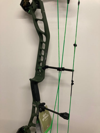 PSE Nock On Evo NTN 33 Compound Bow RH Green 60-70 lbs - Show Model