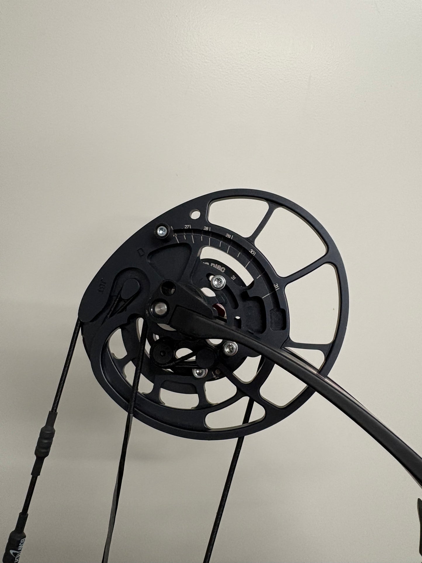 Bowtech Reckoning 38 Compound Bow LH Black 50-60 lbs - Show Model