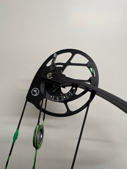 Topoint Reliance Pro 38 Compound Bow RH Smoke 35-50 lbs - Used