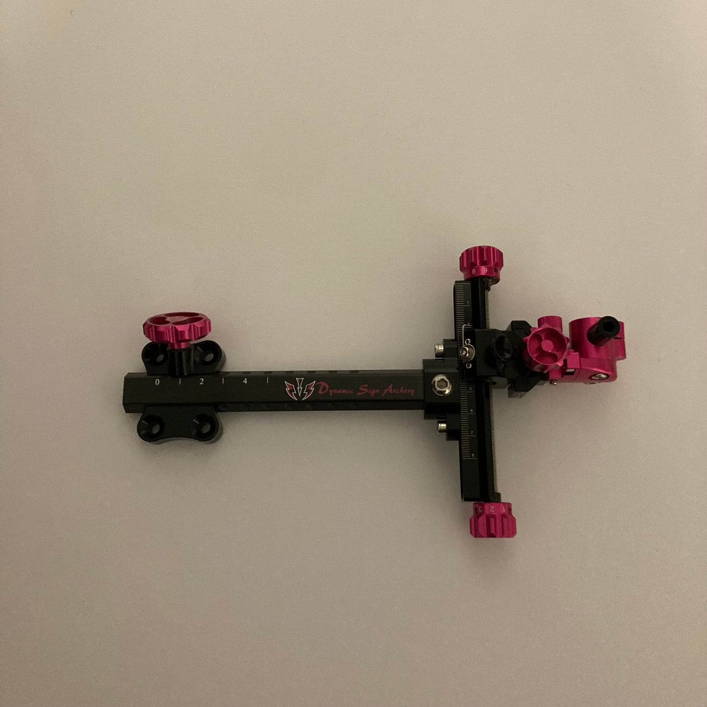 Dynamic Sign Archery Compound Sight RH MULTIPLE COLOURS - Show Model