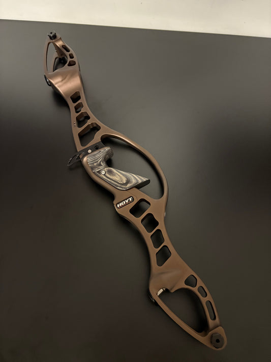 Hoyt Riser Prodigy XT Formula RH Brown 27'' - Used