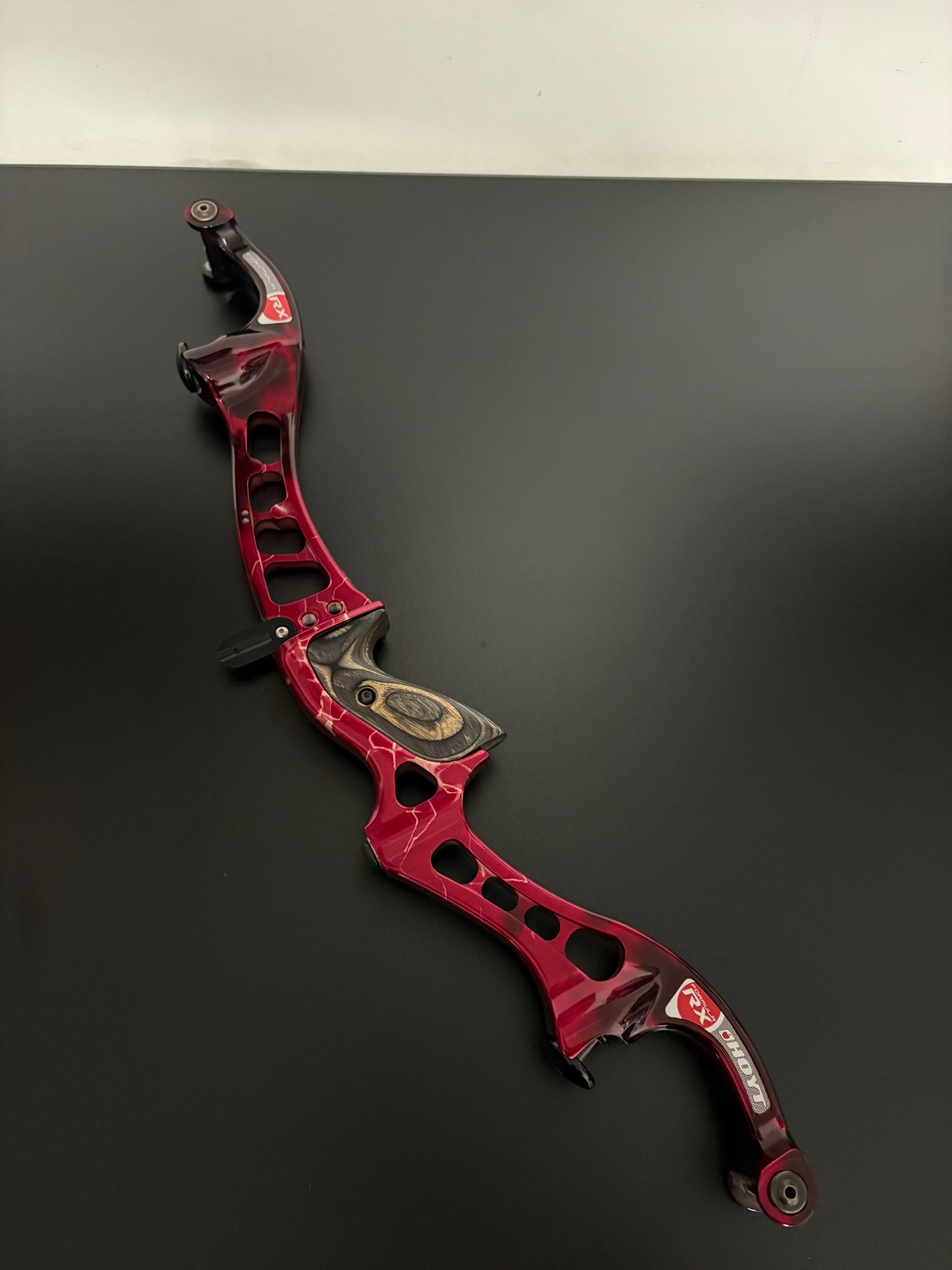 Hoyt Riser Formula RX RH Red Fusion 25'' - Used