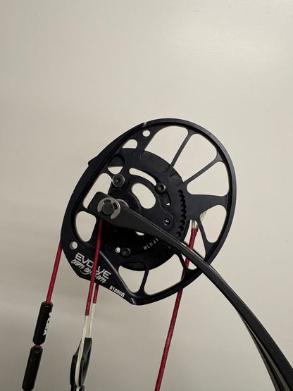 PSE Supra RTX 40 EM Compound Bow LH Black 50-60 lbs - Used