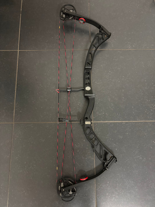 Elite Victory 39 Compound Bow LH Black 50-60 lbs - Used