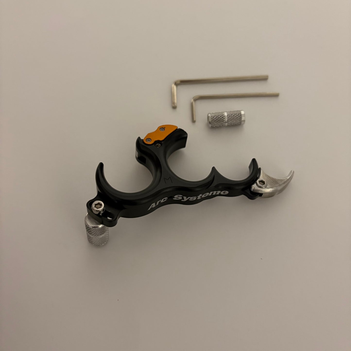 Arc Système BT4 Hinge Release Medium - NEW (#611)