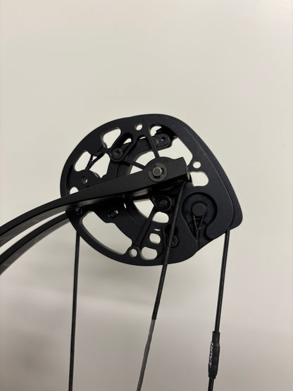 Hoyt Stratos 36 Compound Bow RH Slate HBT #2 40-50 lbs - NEW