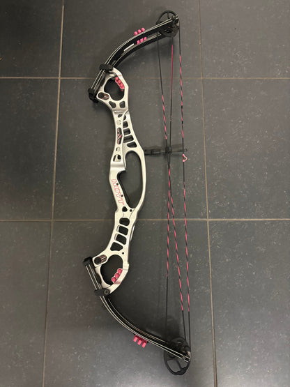 Hoyt Podium X Elite 37 Compound Bow RH Silver Ice Spiral Pro #2 50-60 lbs - Used (1.1)
