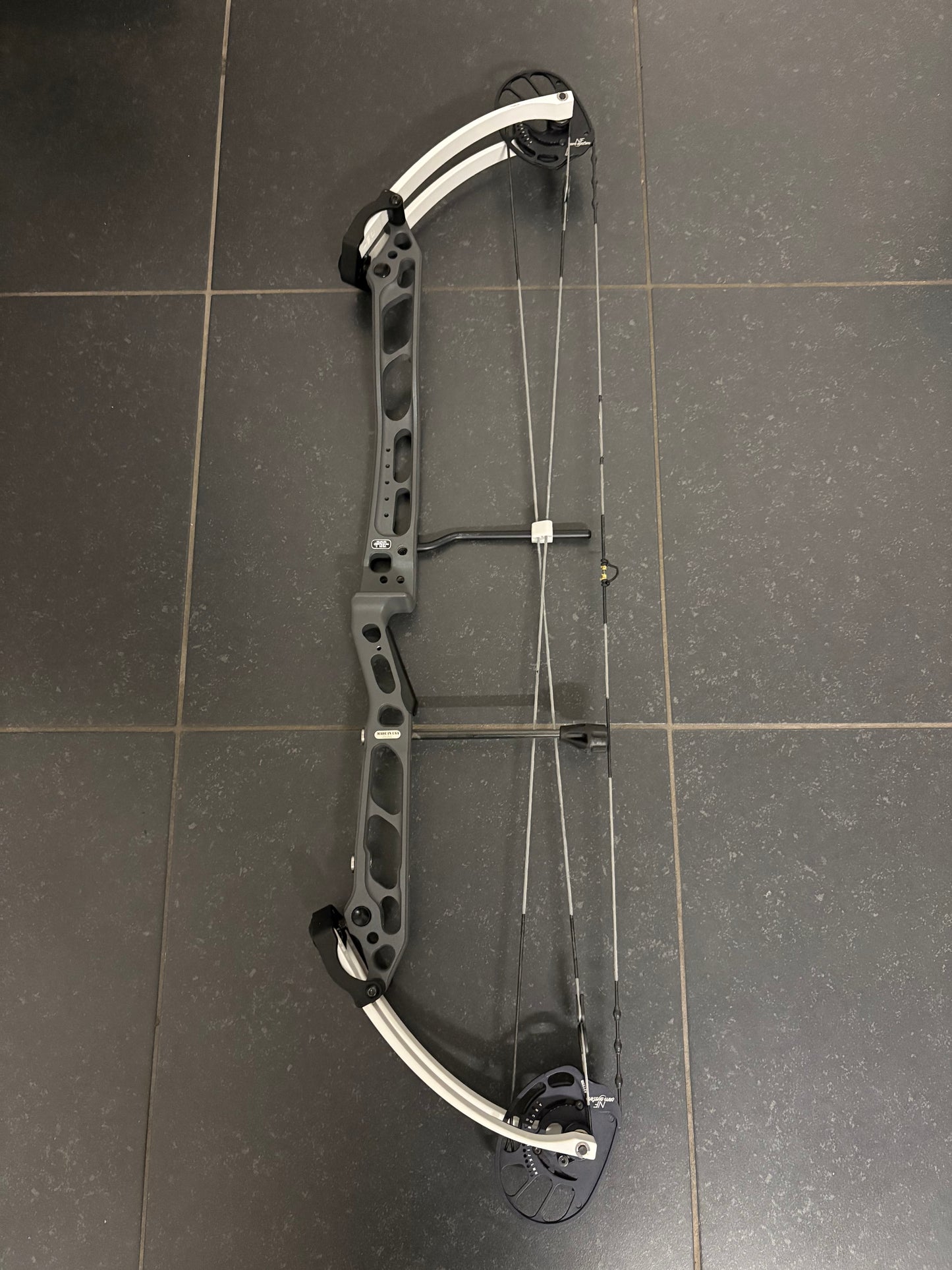 PSE Lazer 2024 Compound Bow RH Charcoal 50-60 lbs - Used