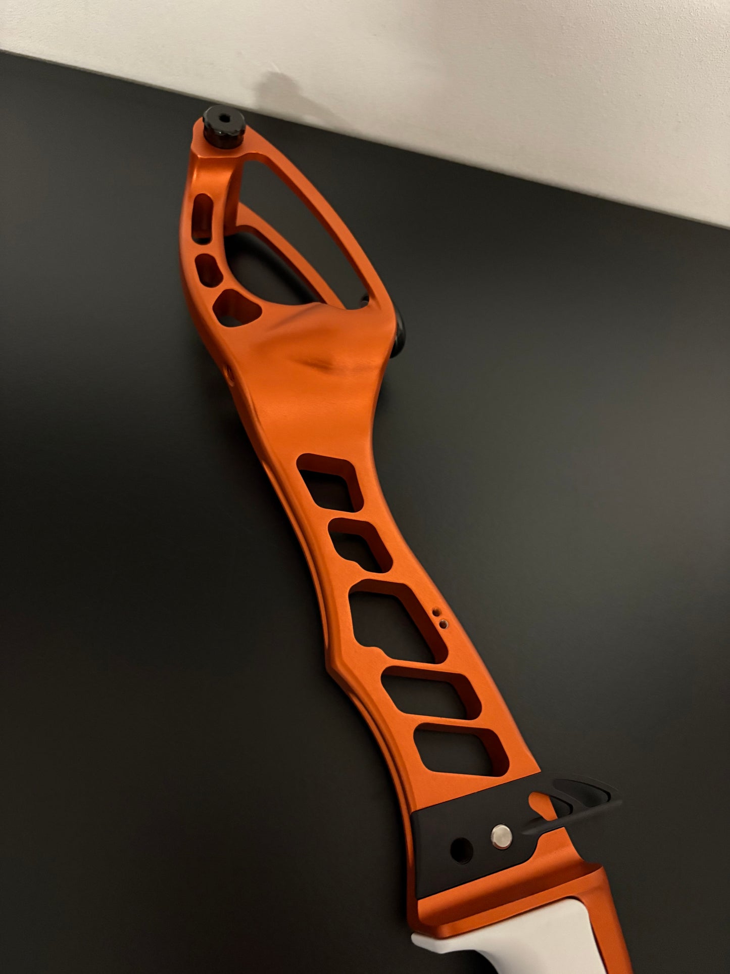Hoyt Riser Prodigy Formula LH Red 27'' - Used